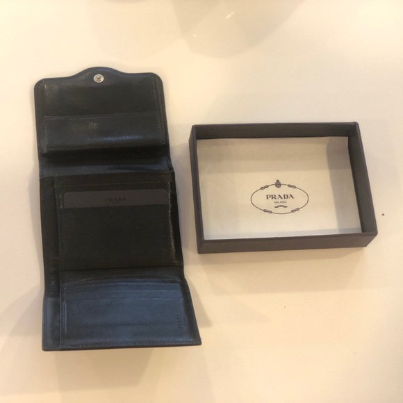 Designer Wallet - Picture 2 of 10